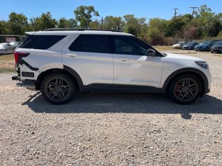 2026 Ford Explorer ST - Exterior Side Passenger